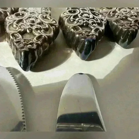 Unbranded Butter Knives - 9” - Lot of 18 - Picture 4 of 6